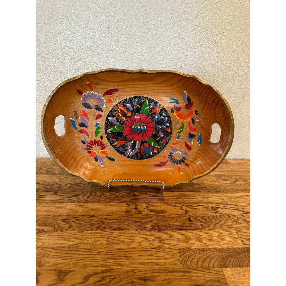 Vintage MCM, Mexican Batea Hand-Carved Folk Art Toile , Hand Painted Wooden Tray